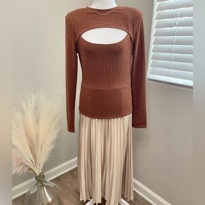 New- Fall Holiday Brown Long Sleeve Cutout Shimmer Top
